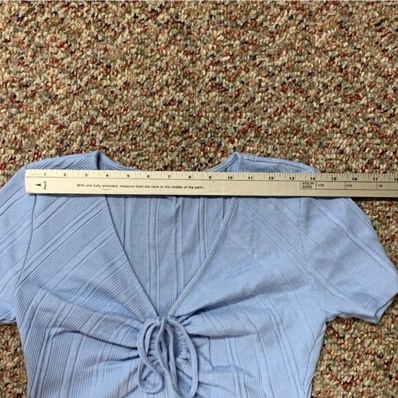 Zara Light Blue Ribbed V-Neck Short Sleeve Crop Top with Front Tie Detail Size L - Picture 6 of 8